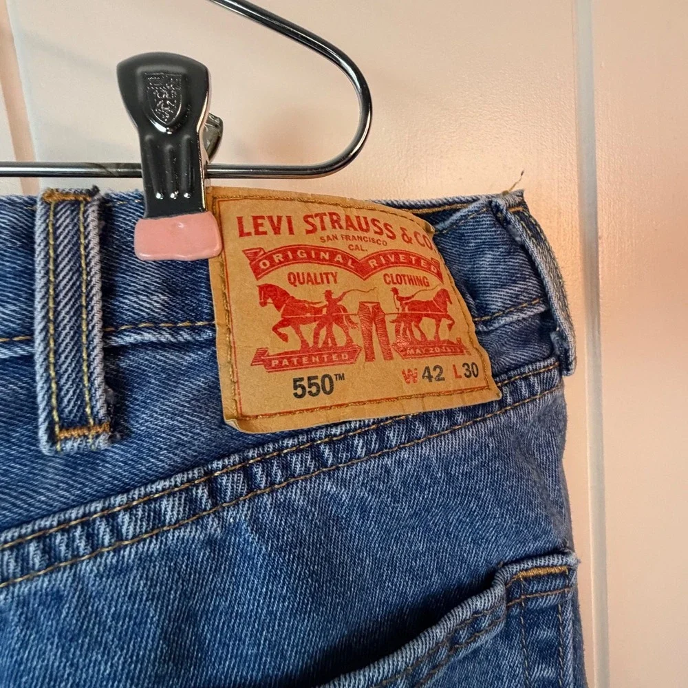 Levi's 550 Men's Relaxed Fit Blue Jeans Stonewash Blue 42X30‎